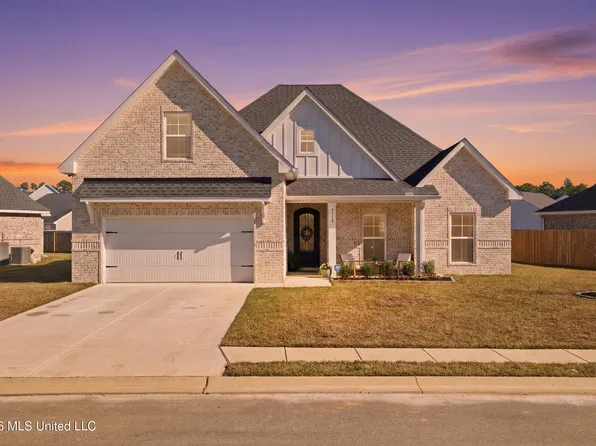 6710 Maurepas Cir, Ocean Springs, MS 39564