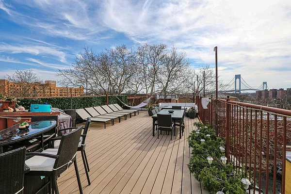 Sold by House-N-Key Realty | media 10