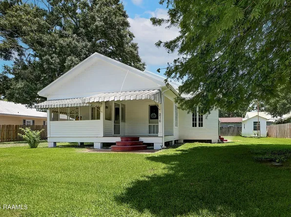 216 Sanaren St, Charenton, LA 70523