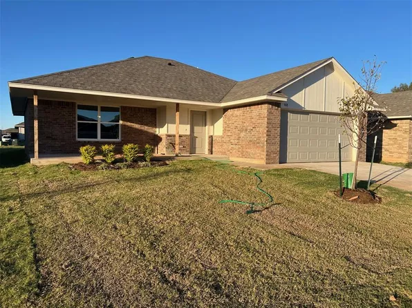 908 Hazy Brook Cir, Chickasha, OK 73018