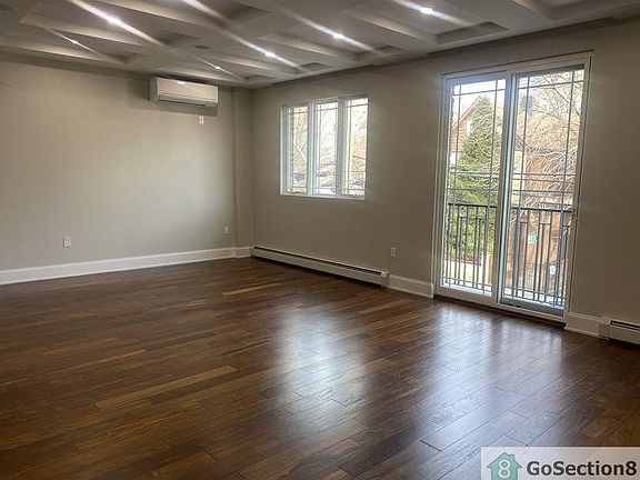 2nd image of 3409 Baker Ave #2