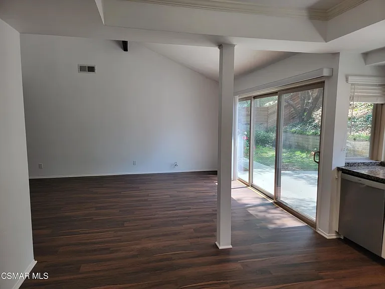 28910 Calabria Dr — Photo 11