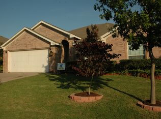 628 Dover Heights Trl, Mansfield, TX 76063