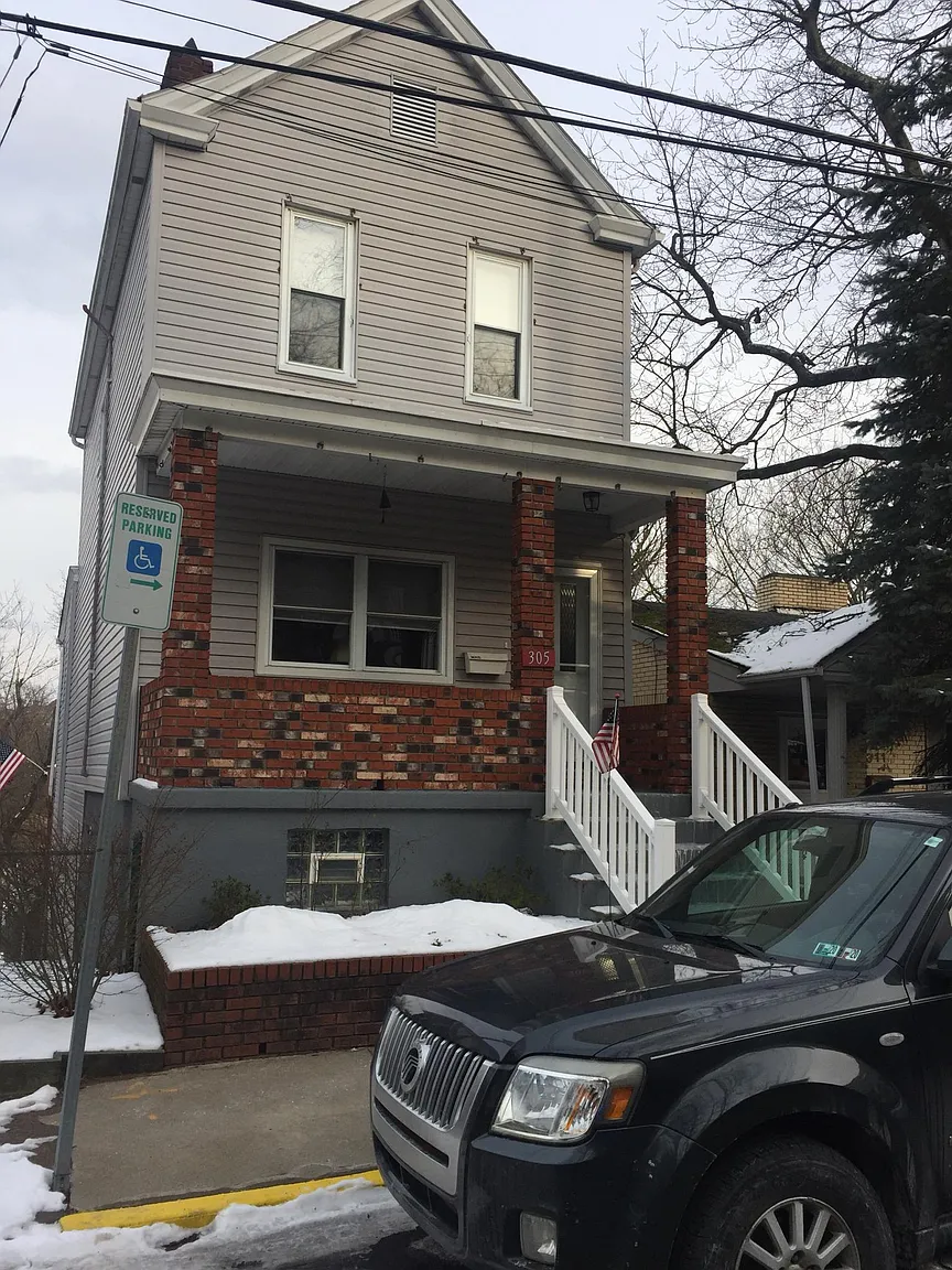305 Amabell St photo 1
