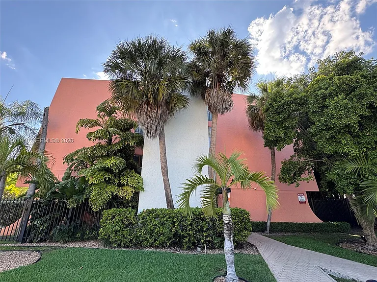 2160 SW 16th Ave #416 — Photo 9