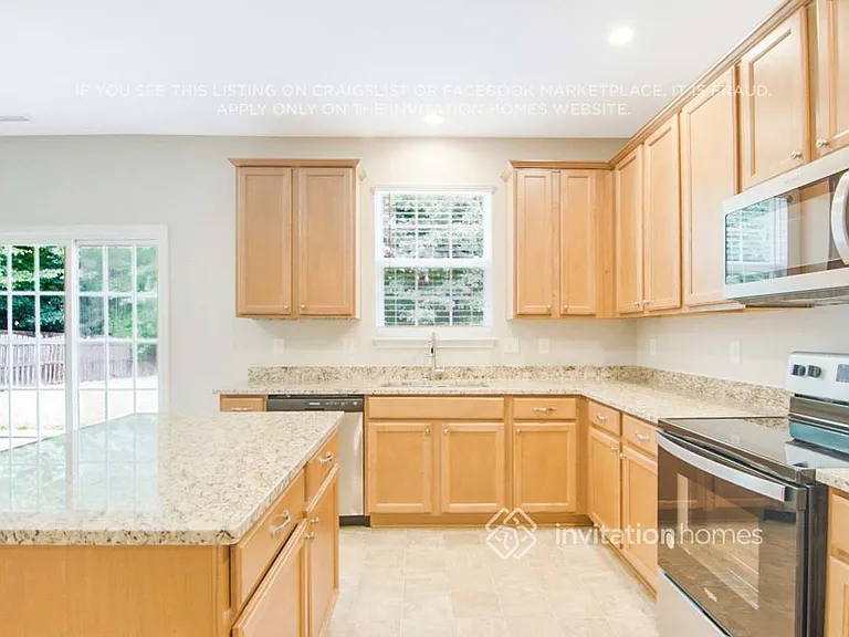 12312 Tetons Ct — Photo 6