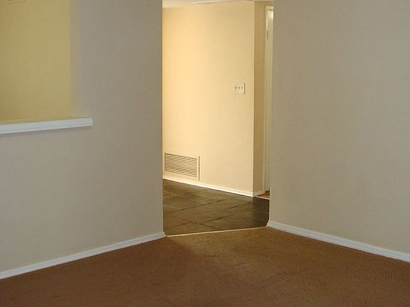 5th image of 1714 Sunburst Dr