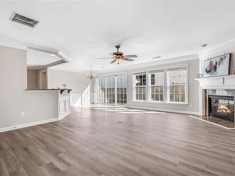 268 Balaban Cir #1 — Photo 15