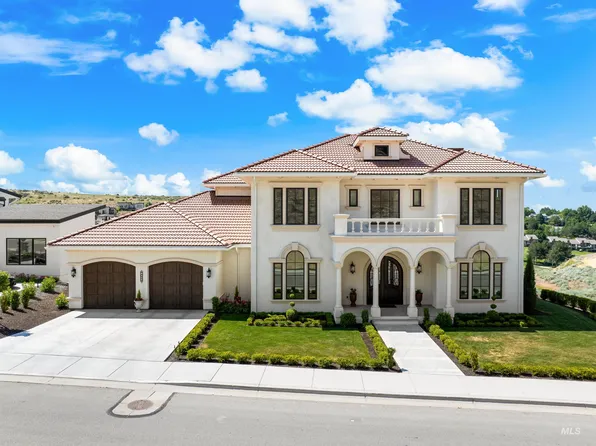 1083 E Chardie Rd, Boise, ID 83702