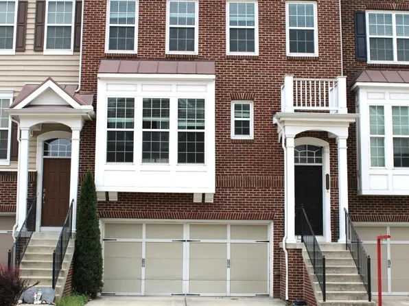 43555 White Cap Ter, Chantilly, VA 20152