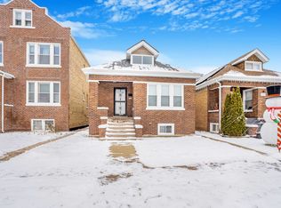 5526 S Albany Ave, Chicago, IL