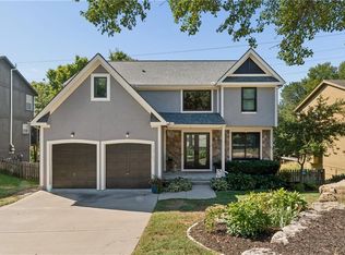 19769 W 107th St, Olathe, KS 66061