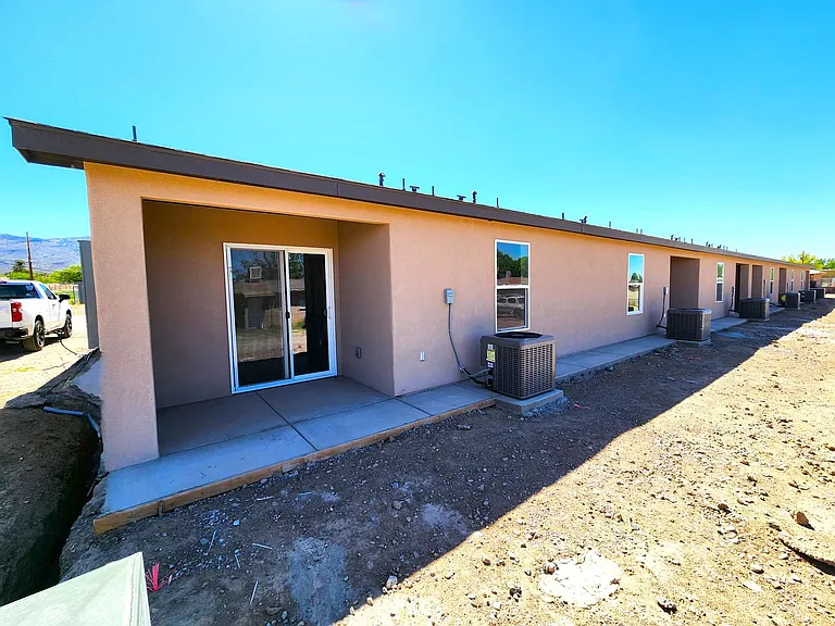 1301 Jefferson Ave — Photo 23
