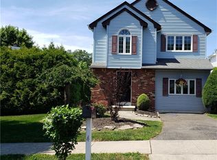 4 Amara Ct, Old Bridge, NJ 08857
