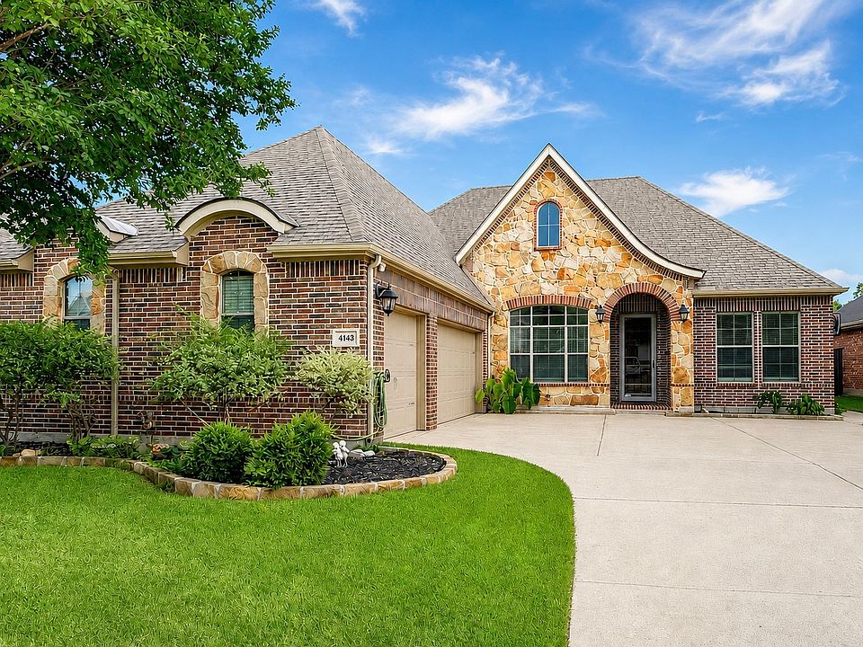 1st image of 4143 Boxwood Dr