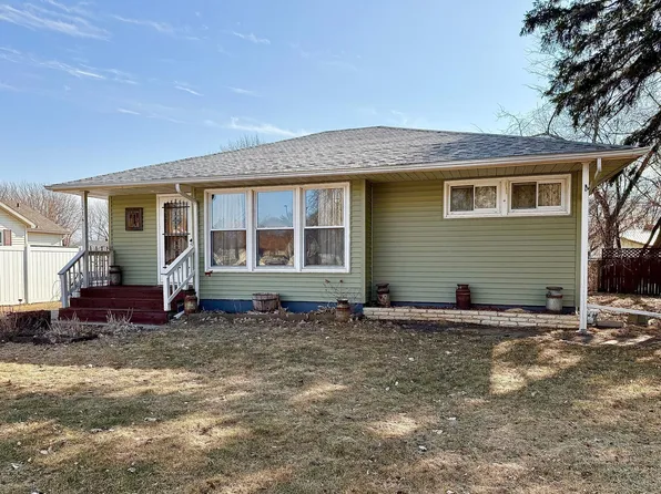 314 Kneale Ave S, Thief River Falls, MN 56701