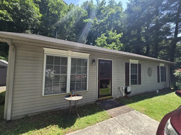 2604 Grandin Rd SW, Roanoke, VA 24015