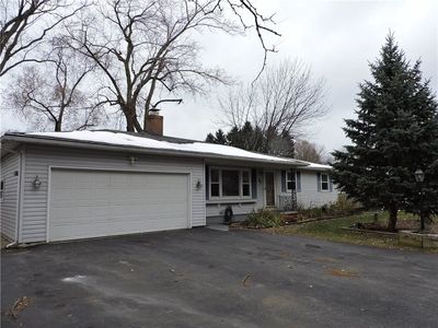 160 Eaton Rd, Rochester, NY, 14617