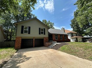9159 W 92nd Pl, Overland Park, KS 66212