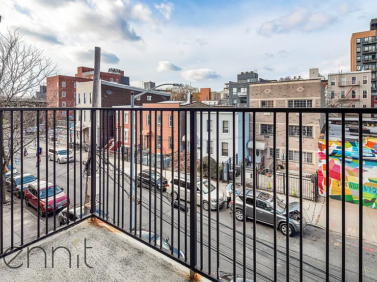 100 Suydam St #3L — Photo 3