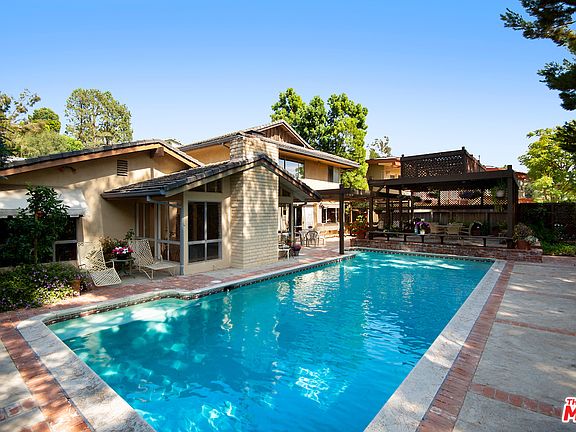 2nd image of 2443 Pesquera Dr