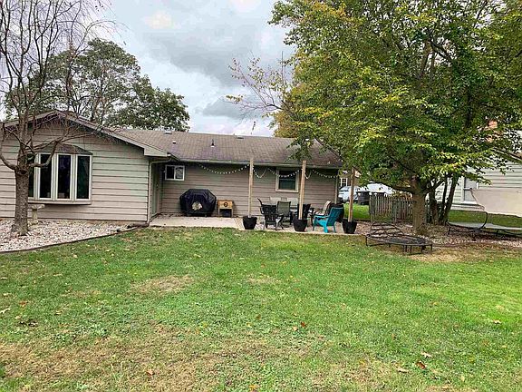 2nd image of 7002 Lake Valley Ct