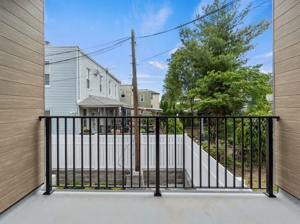 952 Broadway image 16 of 22