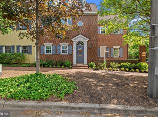 804 Wolfe St, Alexandria, VA