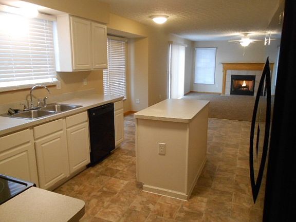 5th image of 2403 Hutcheson Ct