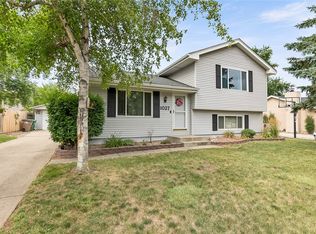 1027 4th St NW, Altoona, IA 50009