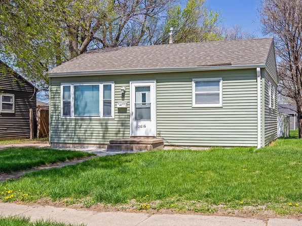 2616 W 6th St, Hastings, NE 68901