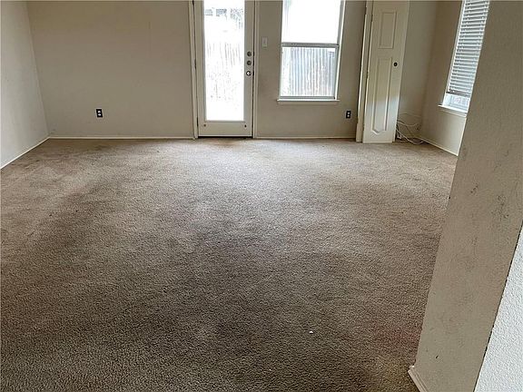 3rd image of 3750 Sandy Brook Dr