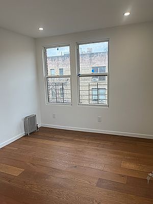 5th image of 336 E 167th St APT 04