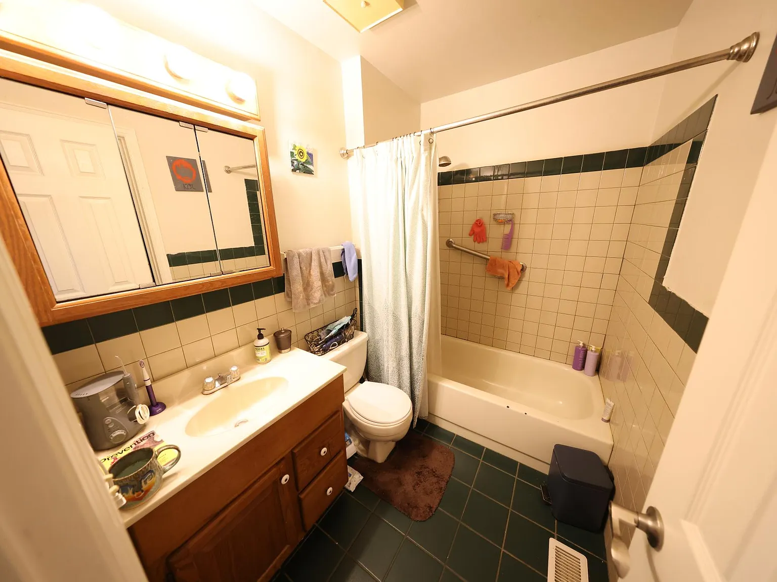 3 bed, 2.5 bath, 1656 sqft, $800 — Photo 4