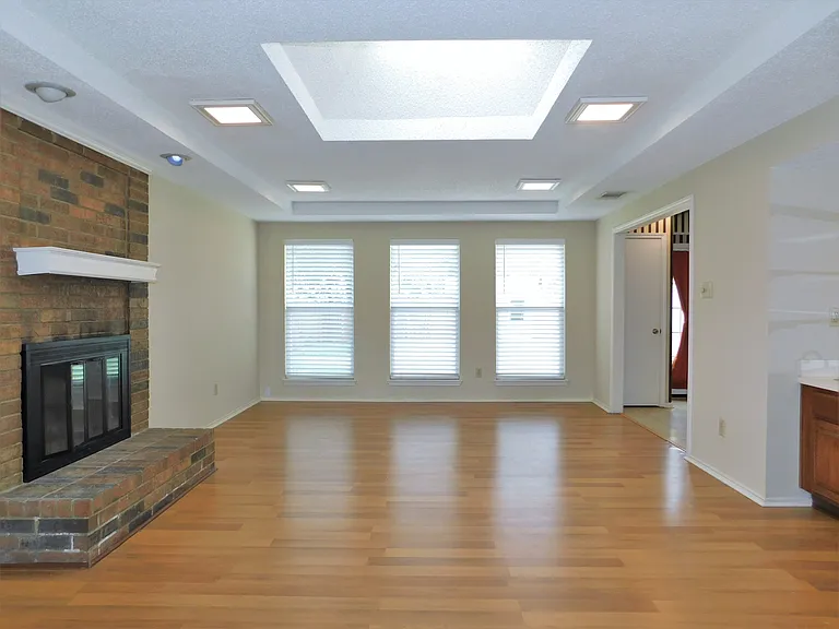 2726 Mill Trce — Photo 6