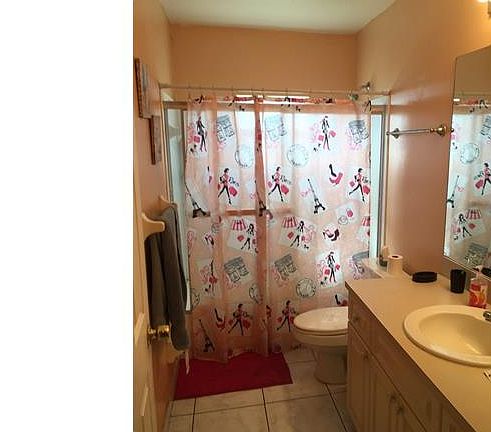 5th image of 746 Clay Ct