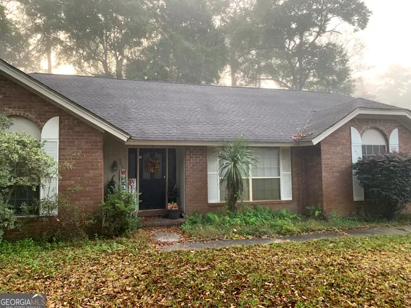 400 Club Dr, Hinesville, GA 31313