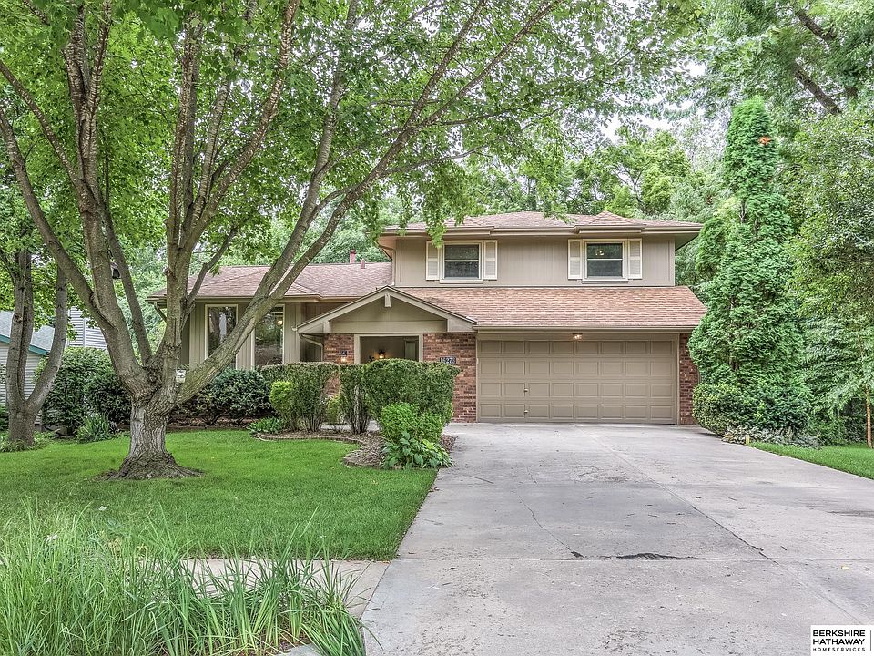 1st image of 16273 Wood Dr