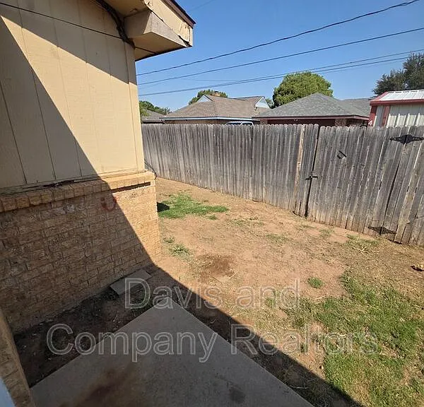 4412 Saint Andrews Dr #B — Photo 27