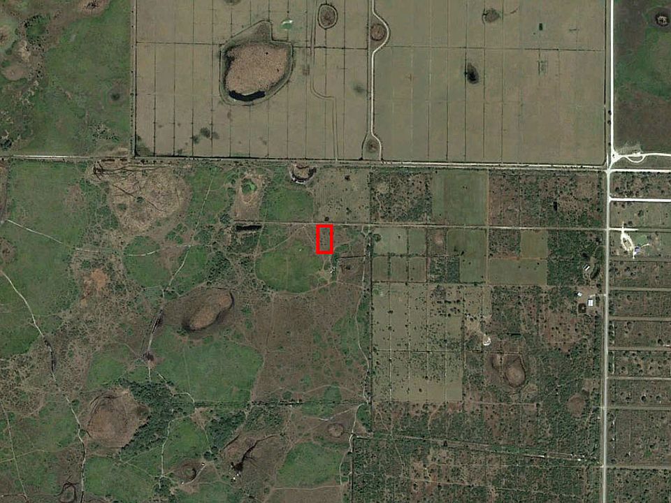 2nd image of NW 318th St #9-5L