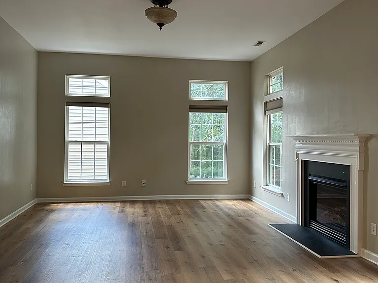 2108 Lord Proprietor Ln — Photo 6