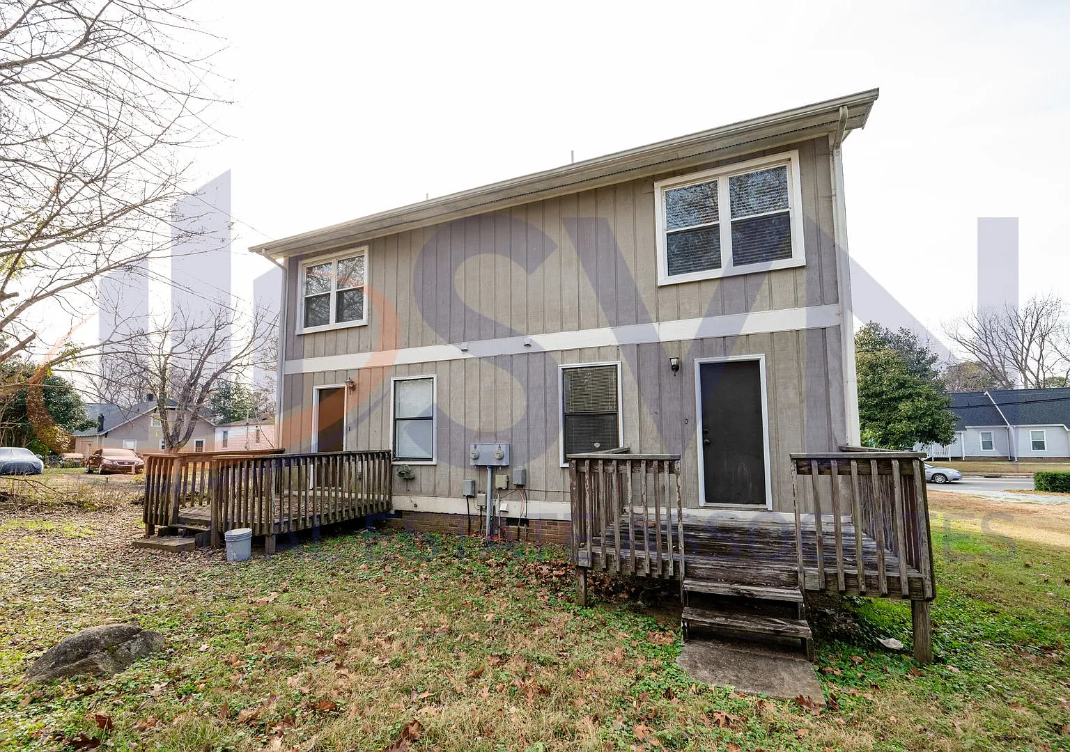 407 S. Merritt Mill Road — Photo 2