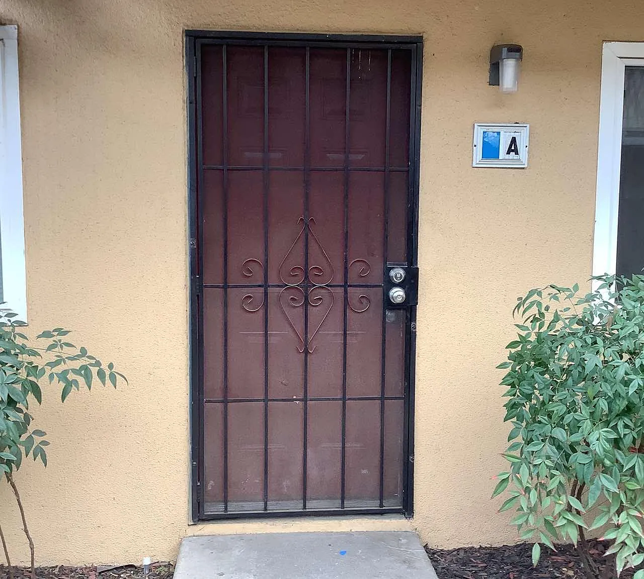2605 Chester Dr — Photo 2