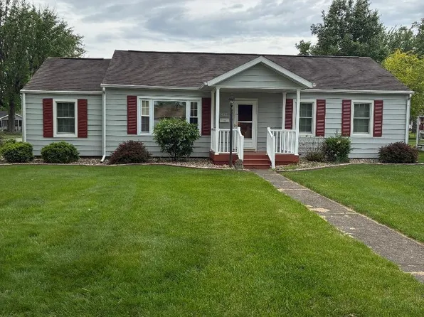 489 D St NE, Linton, IN 47441