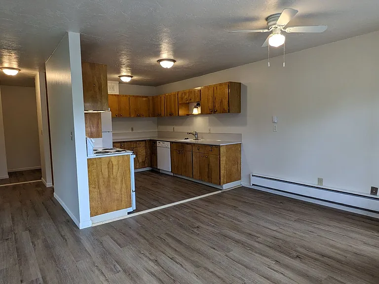 Park Village Apartments — Photo 112