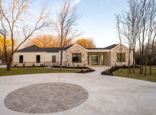 204 Deer Glade Ct, Azle, TX 76020