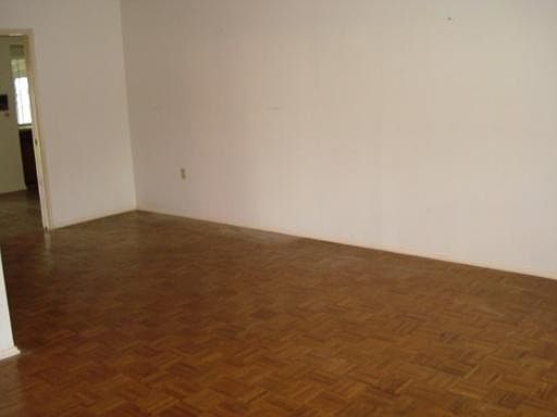4th image of 12410 CONSTITUTION DR