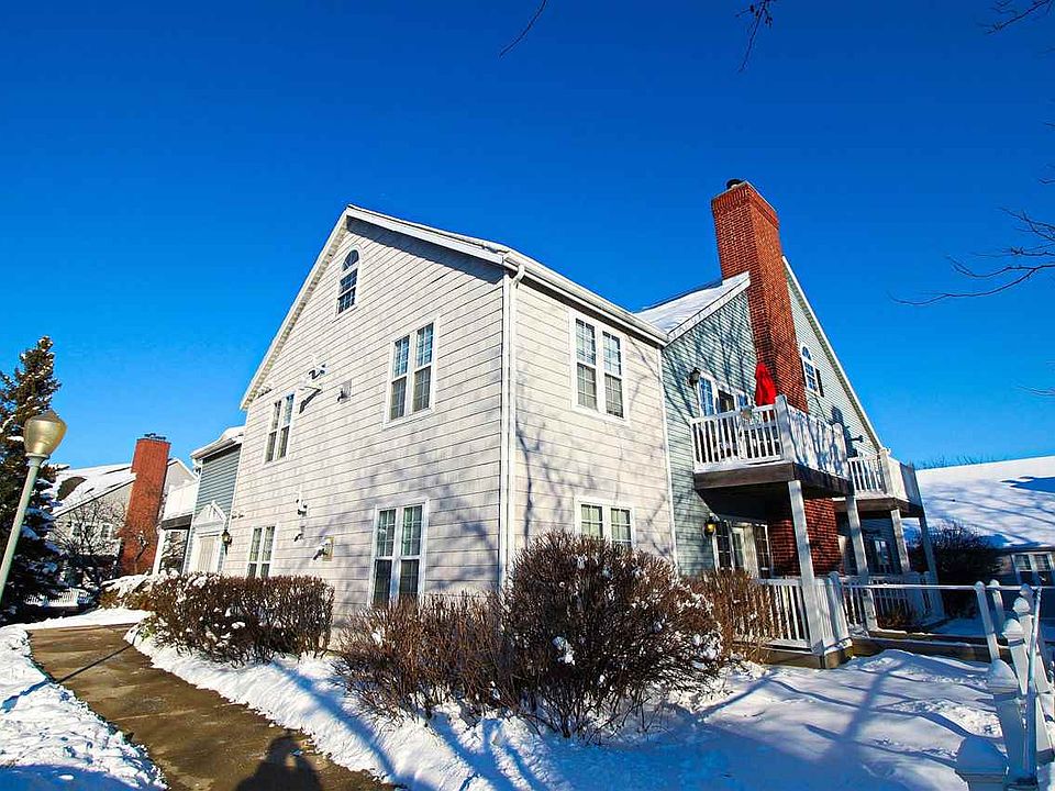 1st image of 801 Harbor House Dr Unit 7
