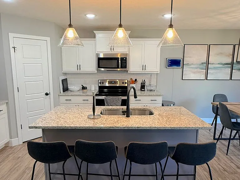 604 N Eagle Park Dr — Photo 5