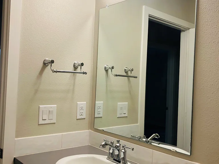 3217 Volney Ave — Photo 20